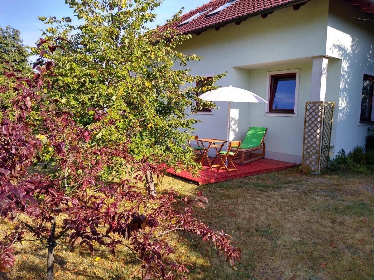 Apartamenty Zielona Gora Esterno foto